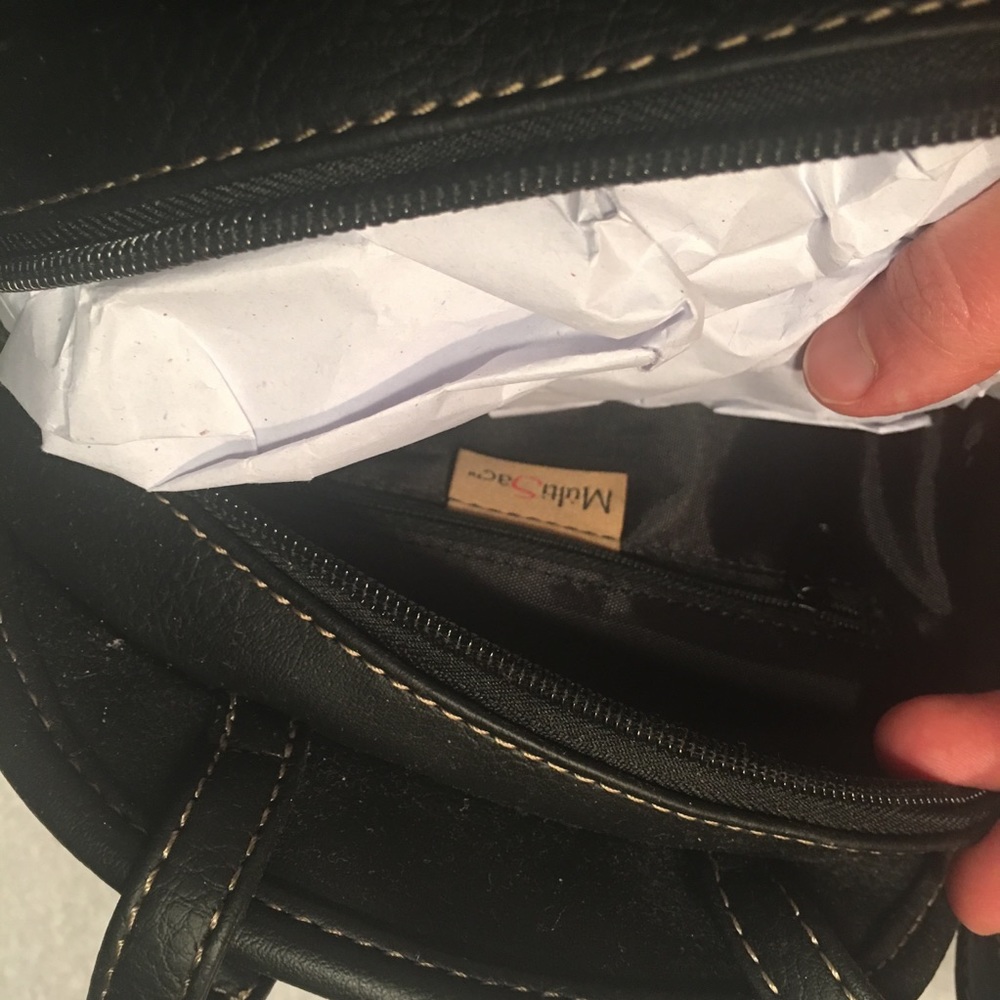 2X host pick🎉🎉SALE!! NWT Multi Sac Black Handbag - Picture 3 of 6